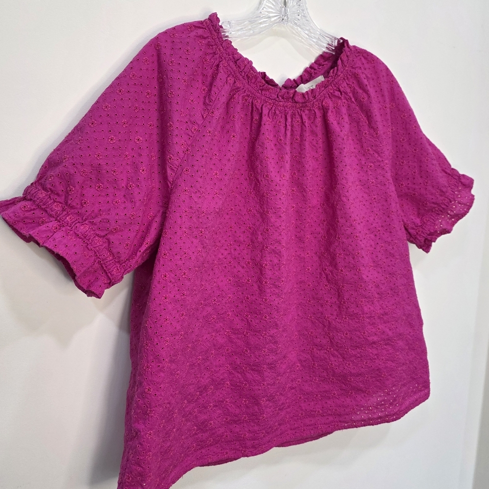LOFT Raspberry Eyelet Ruffle Top Blouse Women's Large Pink Cotton Short Sleeve - Picture 2 of 5